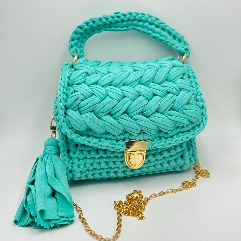Handmade Crochet Marshmallow Purse - Pastel Mint Green